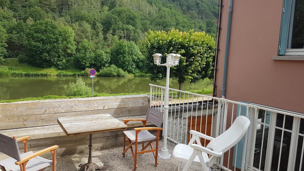 Le Balcon Sur La Meuse Villa Revin  Eksteriør billede